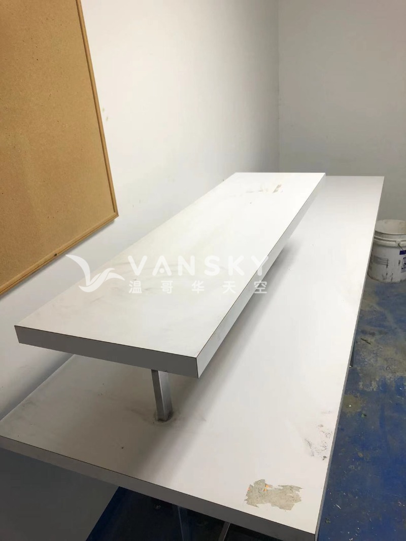 221206112731_Desk2 2.jpg